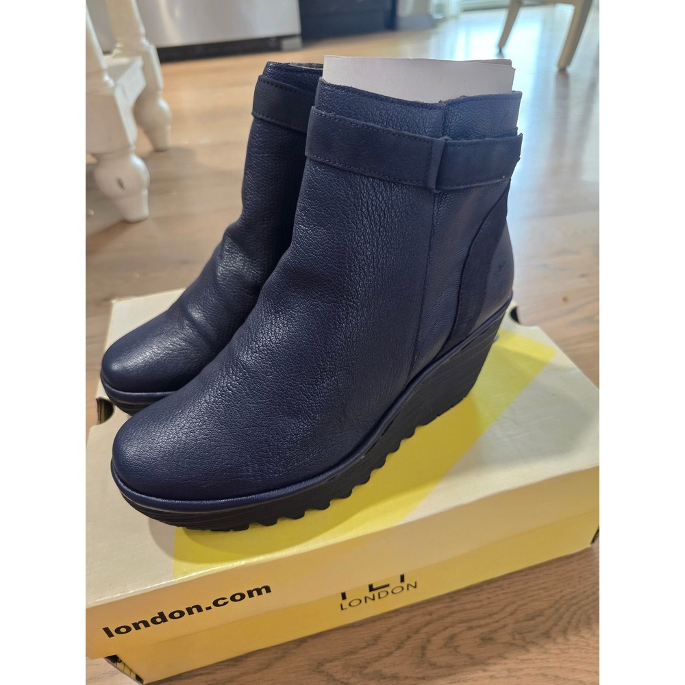 Fly London Yado Ocean Blue Leather Wedge Ankle Boots P500941001 Size 39 NEW